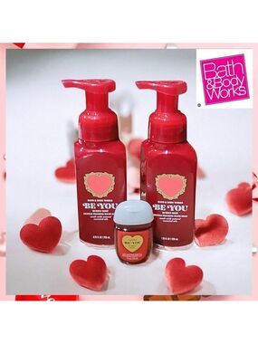 BATH & BODY WORKS Bubbly Rose Hand Soap & Sanitizer Set